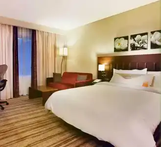 Hilton Garden Inn - 2