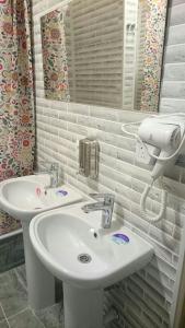 Expo Hostel - 8