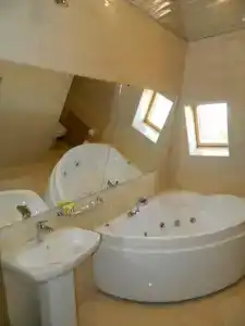 Bogemia on Vavilova Street - 11