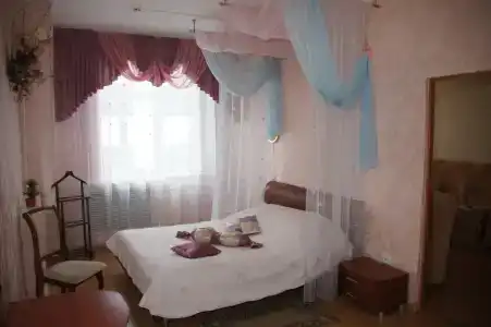 Universitetskaya - 4