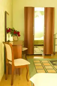 Universitetskaya - 1