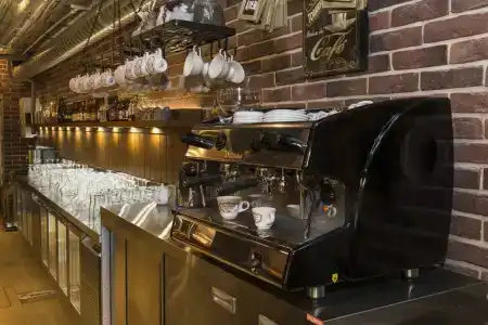 Аглая Кортъярд - 80