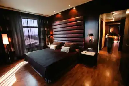 Catalonia Barcelona Plaza - 19