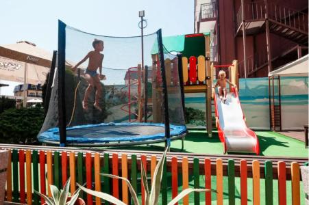 Golden Resort - 81