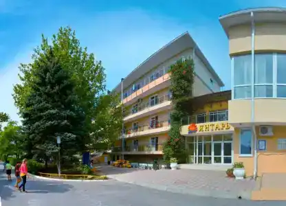 Санаторий Янтарь - 1