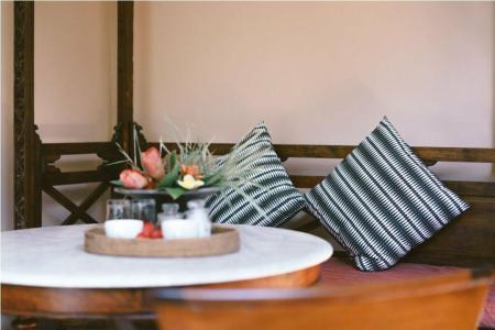 Honeymoon Guesthouse - 11