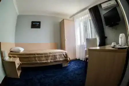 Gostinichno-Restorannyij Kompleks ZIHIYa - 38