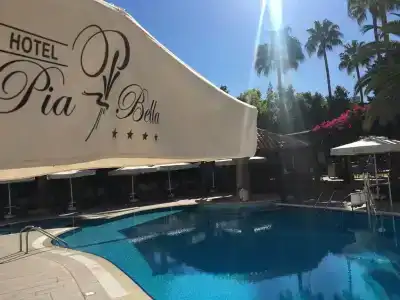 Pia Bella - 21