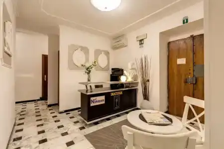 Nakissa Inn - 8