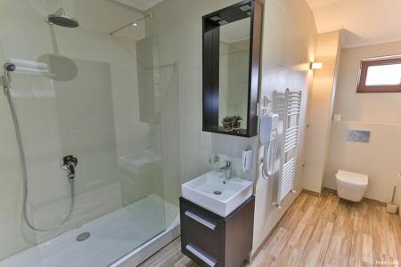 Lucic Rooms & Suites - 35