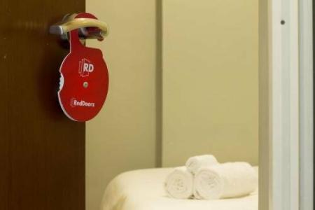 RedDoorz Plus @ Kapuk Business Park - 10