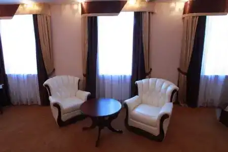 Губернский - 25