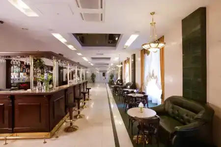 Смольнинская - 4