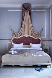 Theatre Boutique Apart-Hotel - 0