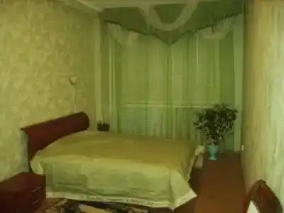 Universitetskaya - 32