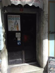 World House Boutique - 39