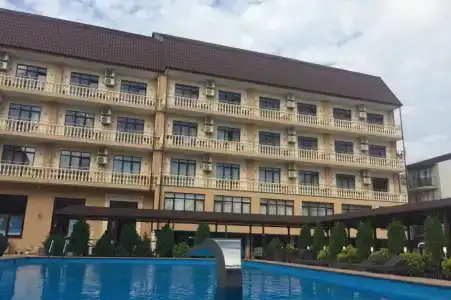 Golden Resort - 1