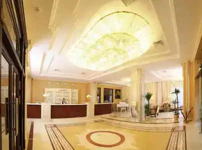 Aleksandrovski Grand - 2