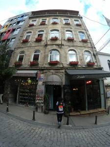 World House Boutique - 17