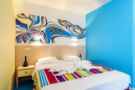 Guest House Positive - 50