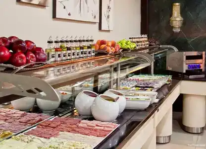 Ramada by Wyndham Istanbul Pera - 8