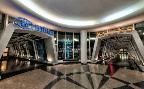Hilton Niagara Falls/ Fallsview and Suites - 25