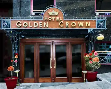 Golden Crown - 3