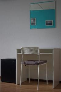 Simple Bon Voyage - 79