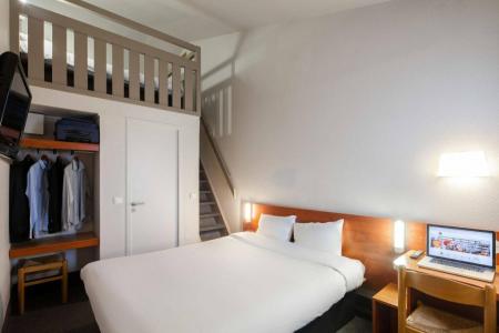 B&B Hôtel Chartres le Forum - 53