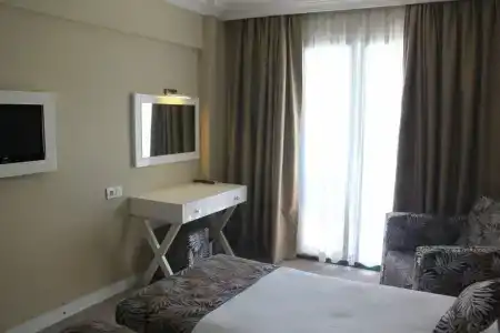 Bahar (+12 Adult ) - 22