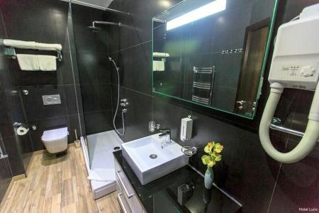Lucic Rooms & Suites - 32