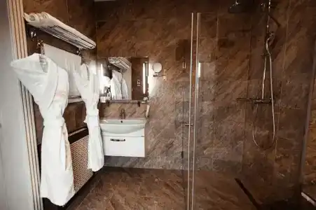 Imperial Palace - 21