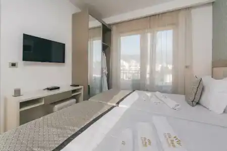 Villa Royal Apart-Hotel - 12