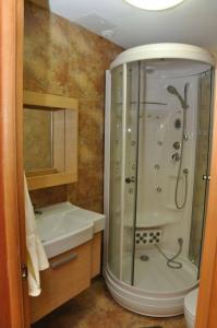 ART Hostel - 15