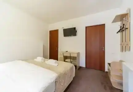 Simple Bon Voyage - 14