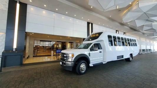 Hilton Los Angeles Airport - 9