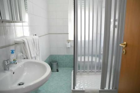 Guest House Lamezia Airport - 7