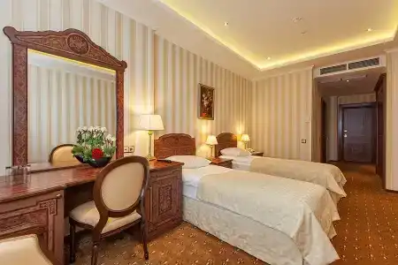 Royal Spa & Wellness - 3