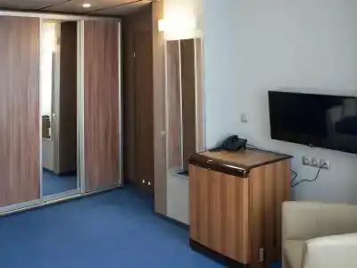 Славянская - 10