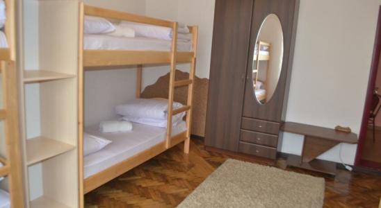 Pelican Guest House & Hostel - 10