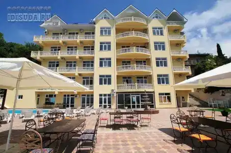 Villa Plaza Guest House - 1