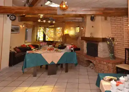 Patio Mini-Hotel - 6