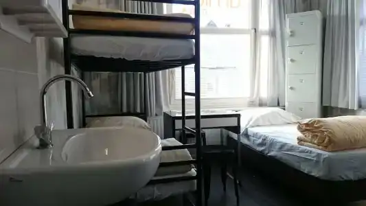 Amigo Hostel - 33
