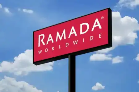 Ramada by Wyndham - 6