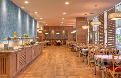 Four Points by Sheraton Sunny Beach - 4