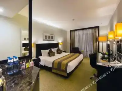 Ramada Plaza by Wyndham Dubai Deira - 50