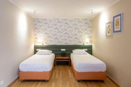 Perrin - Former Carlton - 30