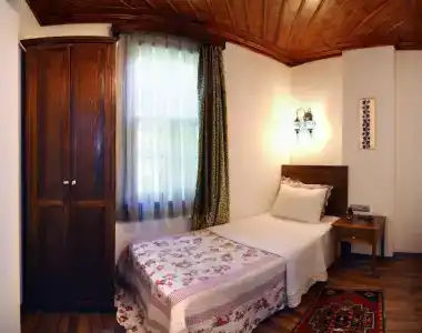 White Garden-Adult Only - 56