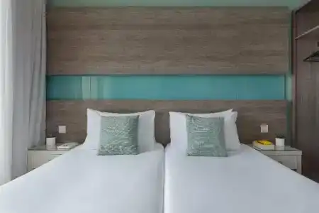 Strand Suites by Neu Collective - 20