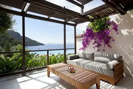 Hillside Beach Club - 2